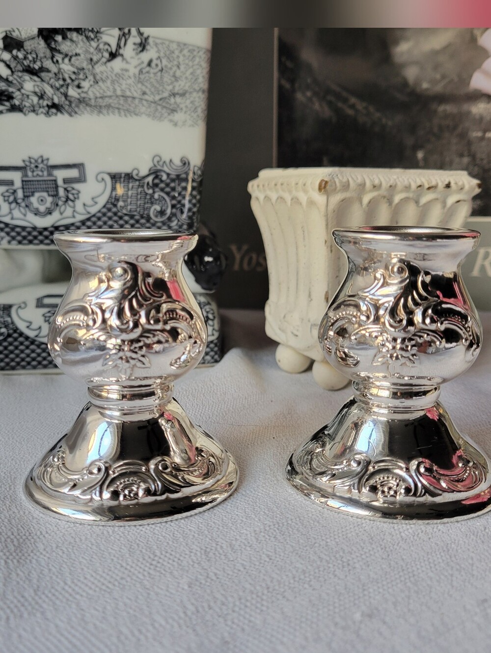 Wallace Silversmiths Silver Candle Holders in "Baroque" Set of 2